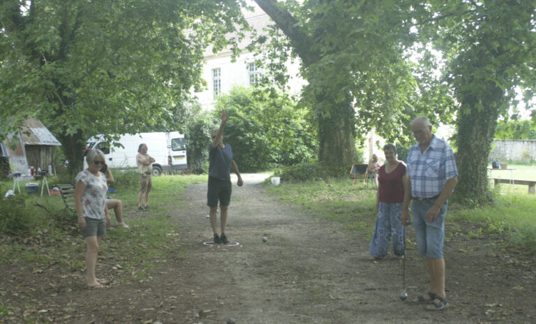 Pétanque à St-Jean-de-Côle