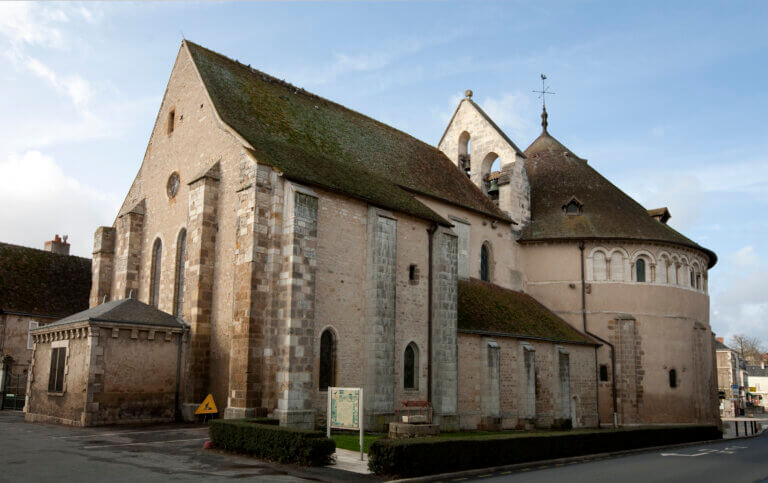 Basilique de Neuvy-Saint-Sépulchre