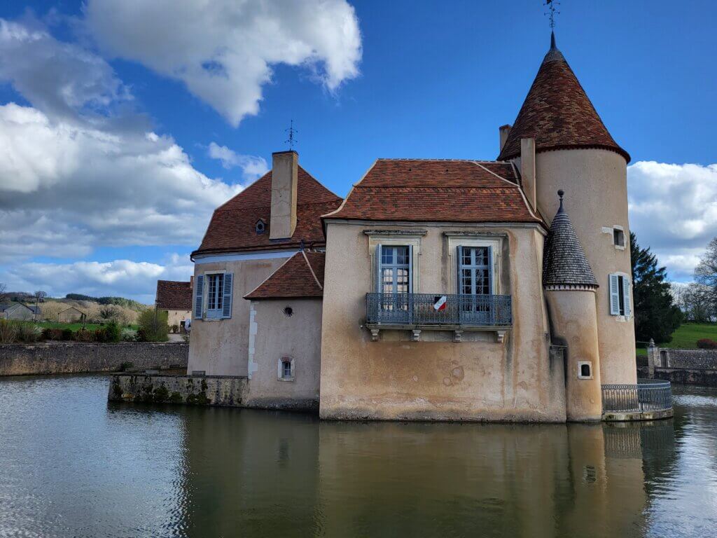 Mairie du Pechereau - Vue arrière