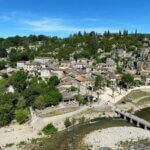 Vue générale du village de Labeaume