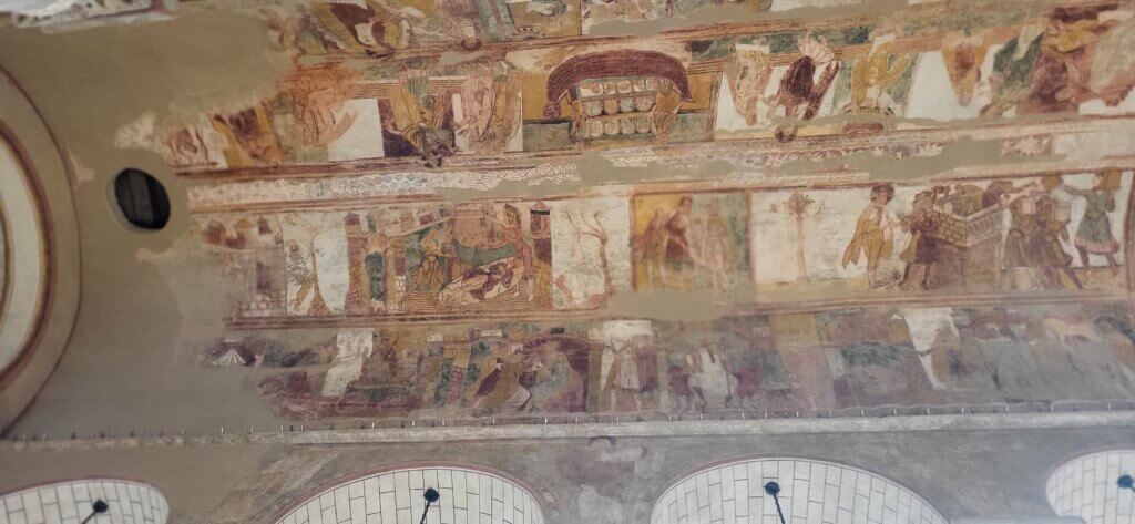 Peintures plafond à l'abbaye-saint-savin