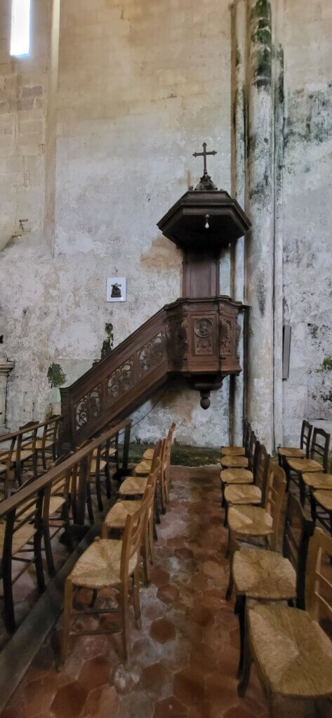Chaire église de La Rochebeaucourt
