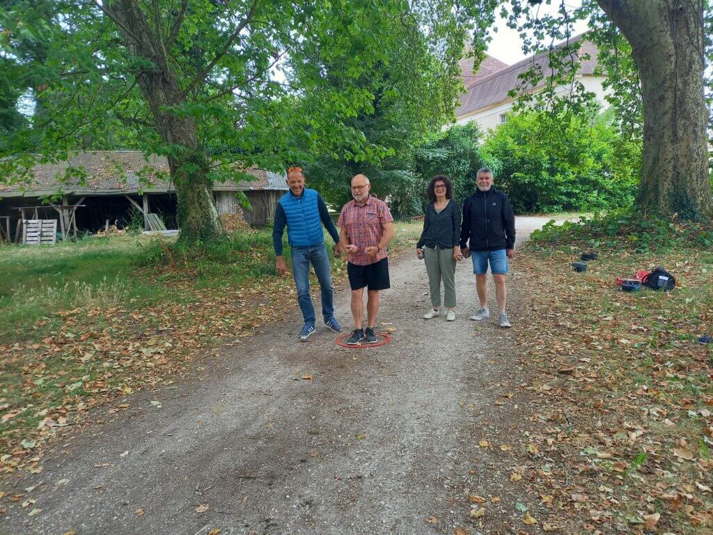 Christian M. pointe sous les yeux de ses concurrents