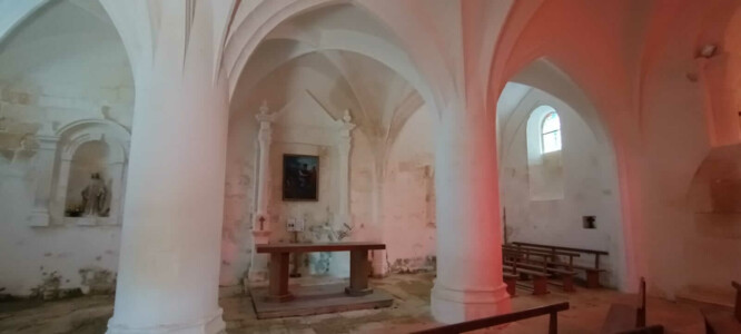 Intérieur de l'église du village d'Argentine