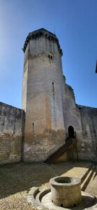 Tour du château