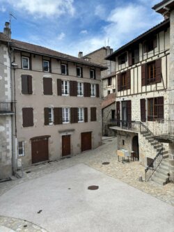 Place à Laroquebrou